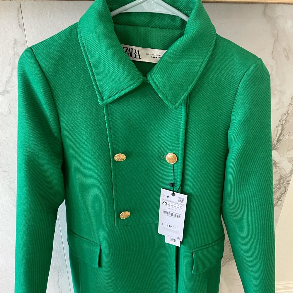 ZARA Buttoned Tailored Green Coat